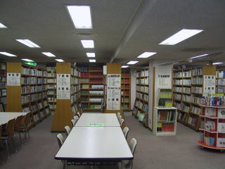 図書室内の写真